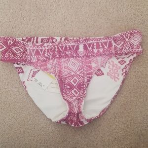 Lucky Brand hipster bottom